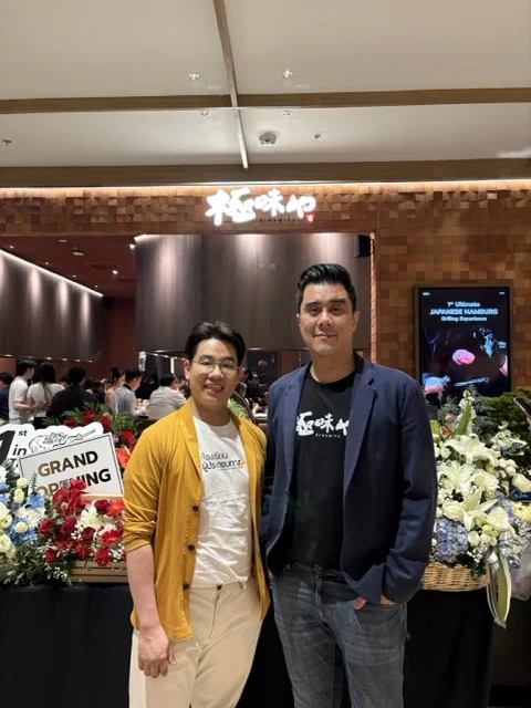 James Theeranon with Por Jakkrit