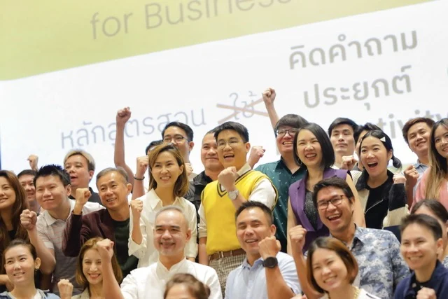 James Theeranon บรรยายหัวข้อ People & Performance