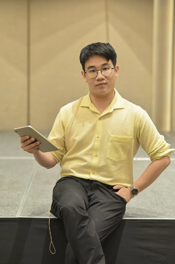 James Theeranon Sirikulpiriya (เจมส์ ธีรานนท์ ศิริกุลพิริยะ) - professional portrait photo - IMG_5251