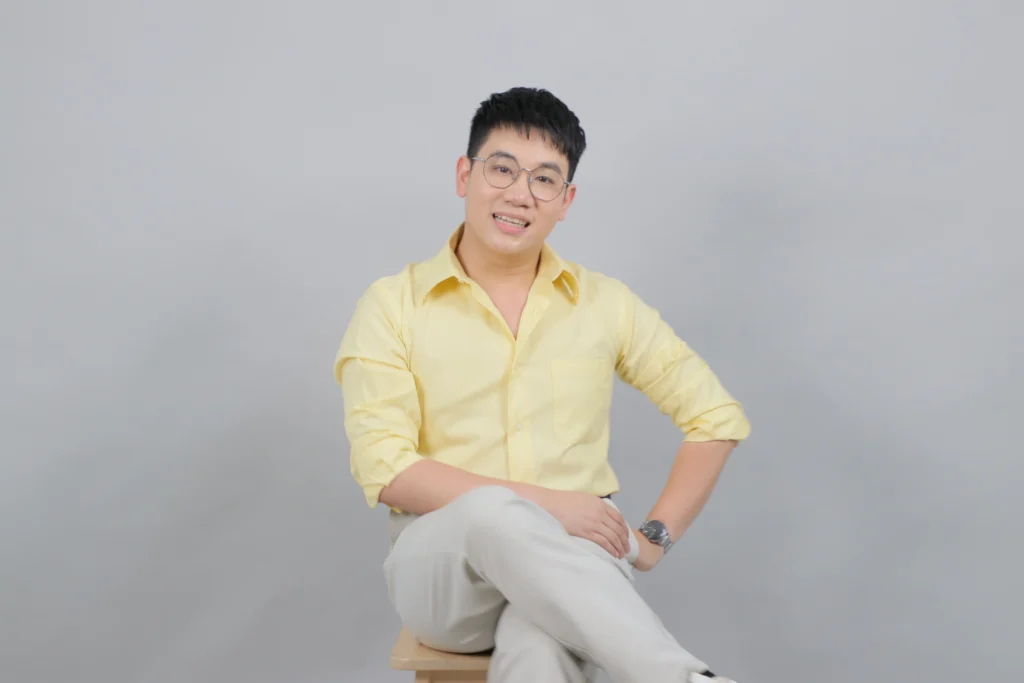 James Theeranon Sirikulpiriya (เจมส์ ธีรานนท์ ศิริกุลพิริยะ) - professional portrait photo - IMG_0114_1